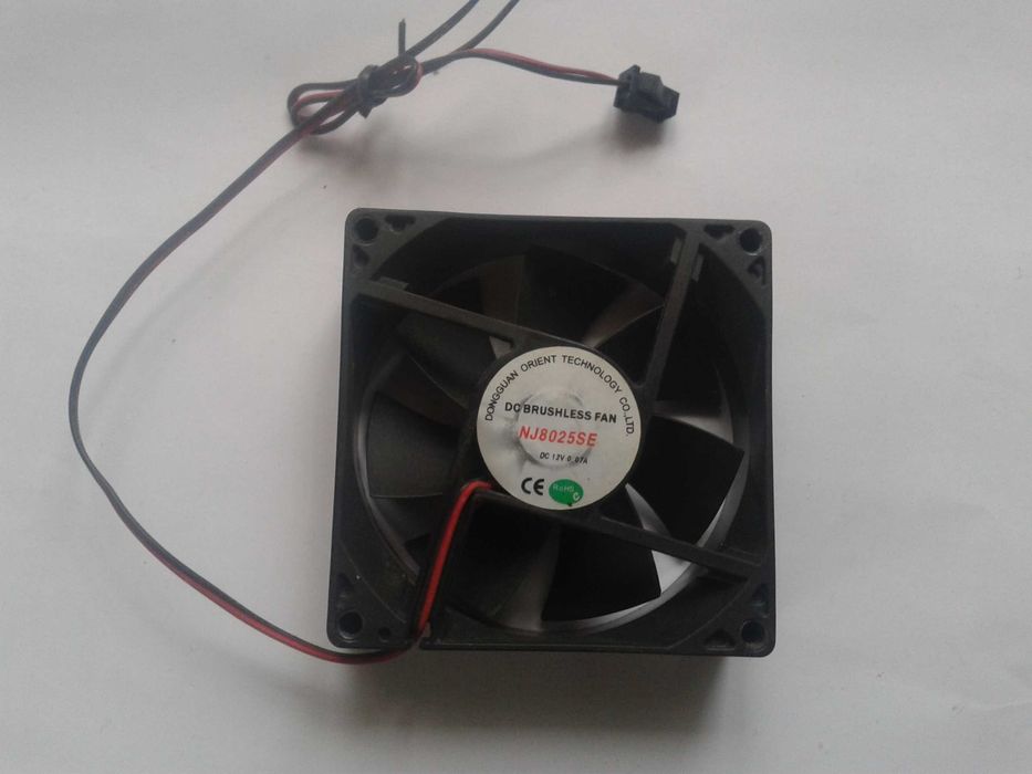 wentylator komputera  DONGGUAN NJ8025SE 80mm DC 12V 0,07A