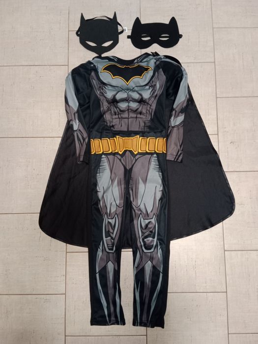 Strój karnawałowy Batman H&M rozm. 122/128