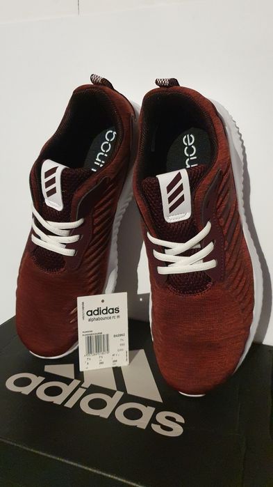 Sneakersy sportowe Adidas Alphabounce rozmiar 41 1/3  wkładka 26 cm