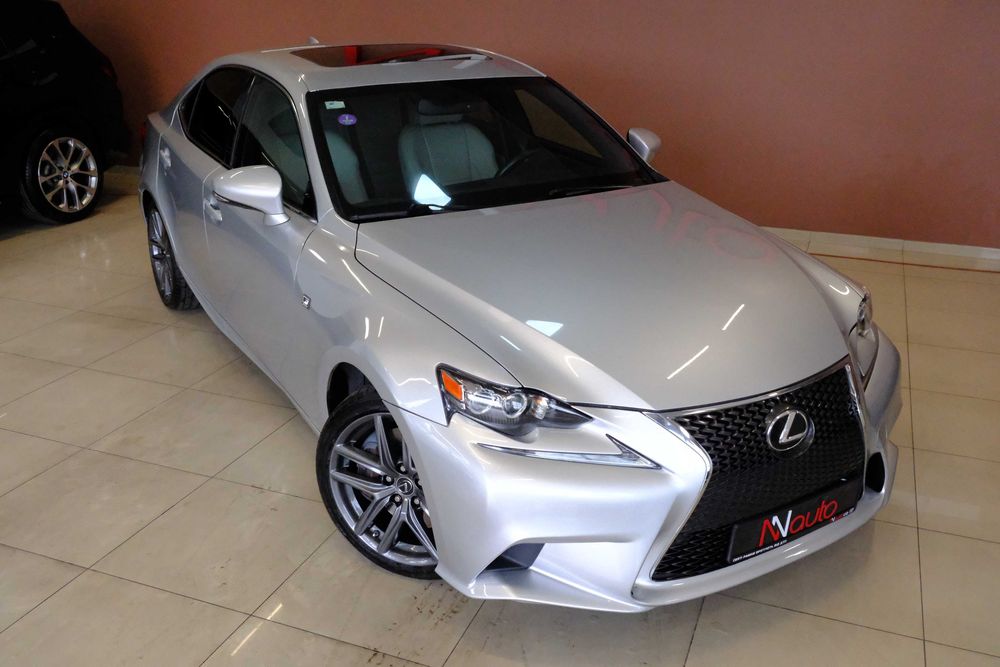 Lexus IS 2015 сірий