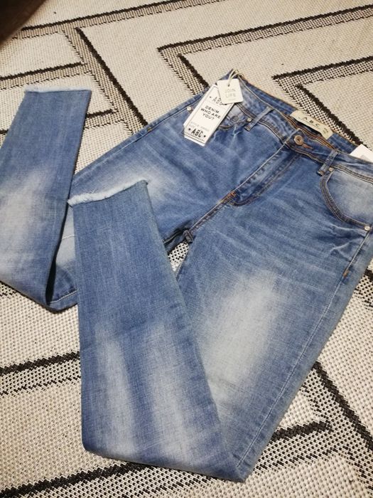 Джинси нові розмір 30