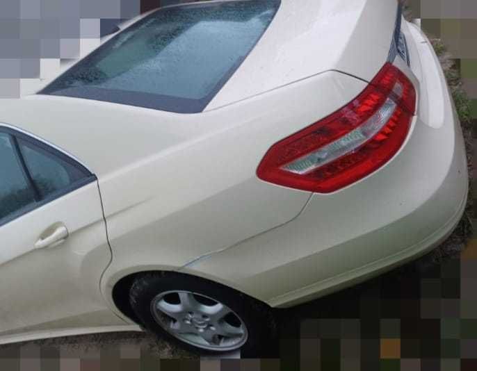 Zderzak tył kompletny Mercedes E-Klasa w212 sedan