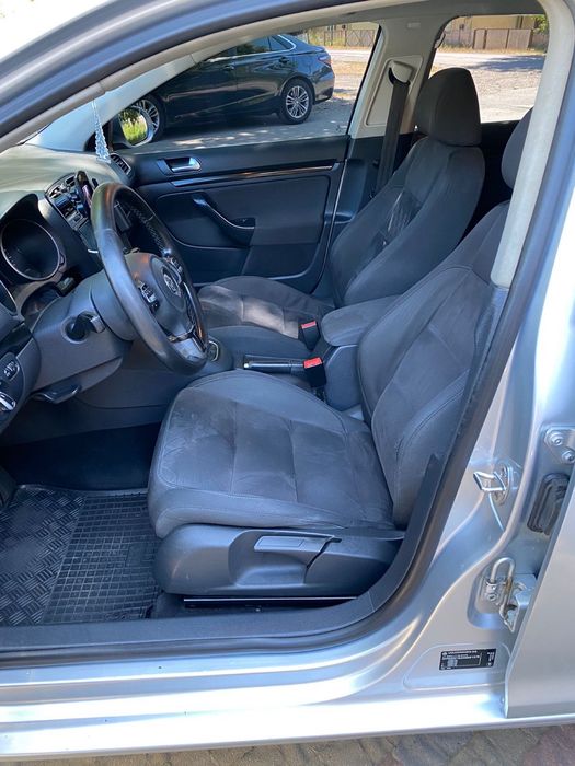 Продам Volkswagen Golf 6 2010р. 1.6TDI механіка