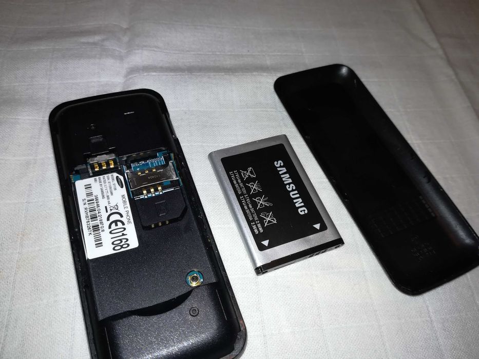 samsung e1120 (vodafone)