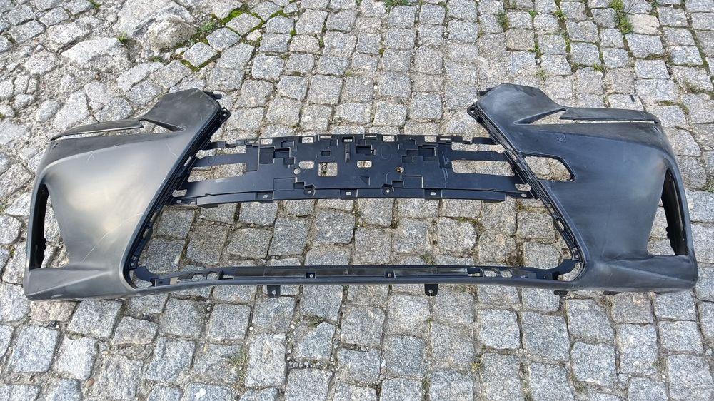 Parachoques Lexus is para choques 2018