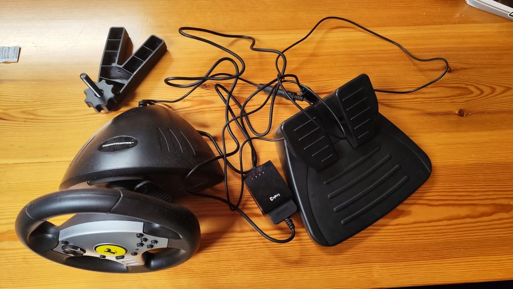 Conjunto volante thrustmaster