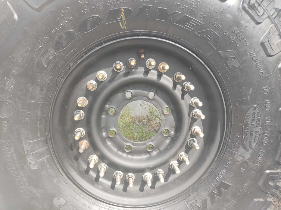 Шина 37x12.50R16.5 Goodyear Wrangler MT/R 133N з RunFat в зборі Хаммер