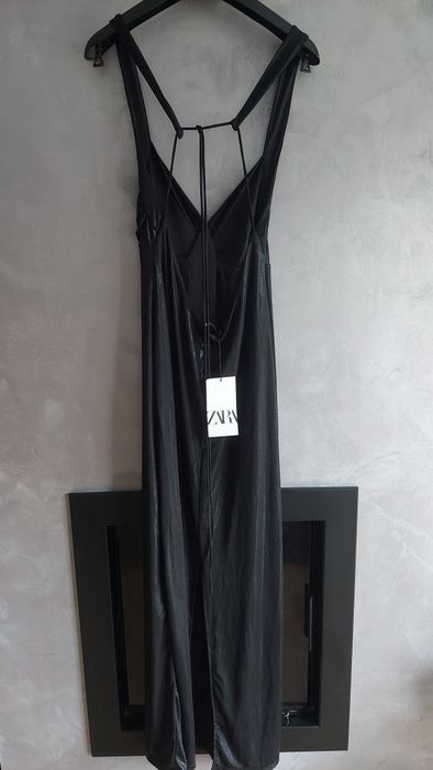 Elegancka sukienka Zara