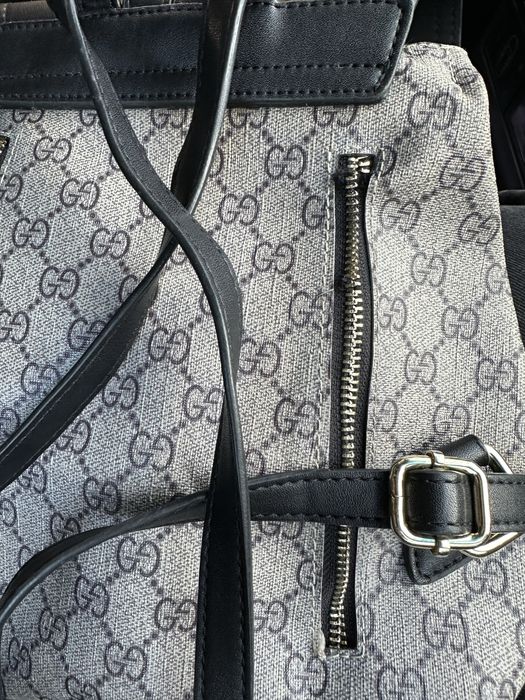 Gucci рюкзак.           .