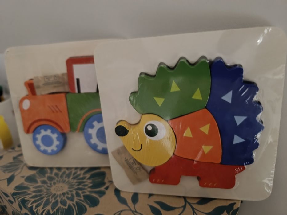 2 Drewniane puzzle traktor, jeż PLAYTIVE

PLAYTIVE DLA DZIECI 12m

To