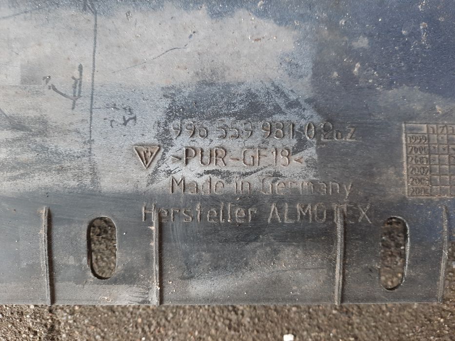 Listwa progowa prawa Porsche 911 996