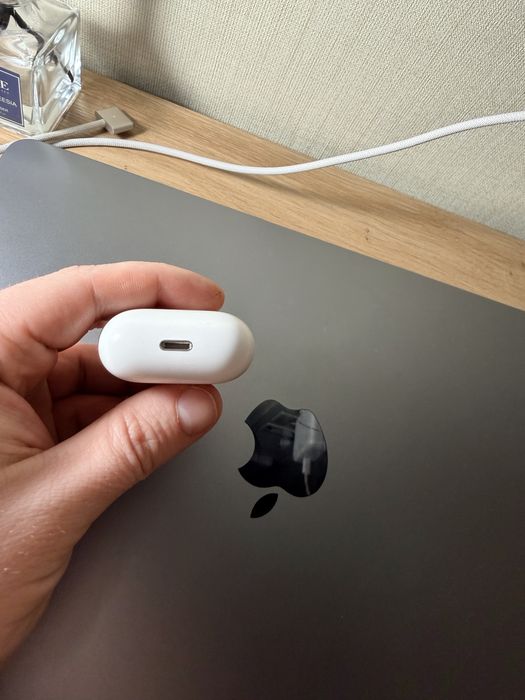 навушники Airpods 2