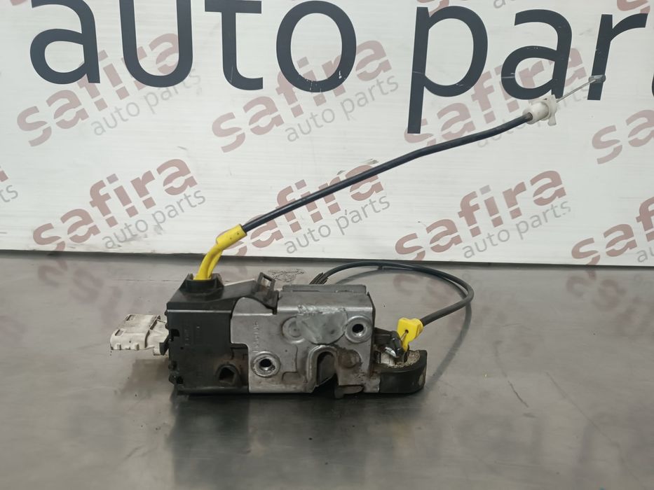 Fechadura / Fecho Porta Frente Esquerdo CITROËN JUMPY II - 9681335380