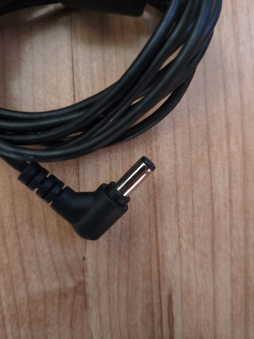 Carregador original Toshiba 20V 3.25A 65W l