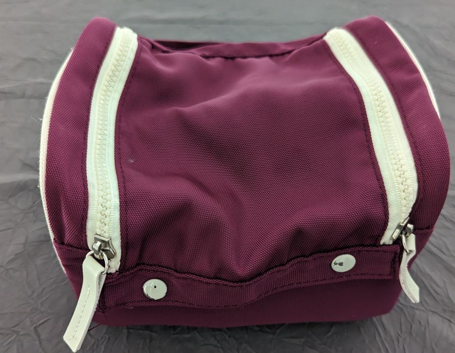 Nécessaire / bolsa cosméticos