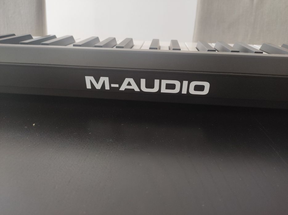 Teclado virtual M-Audio 61 MK3