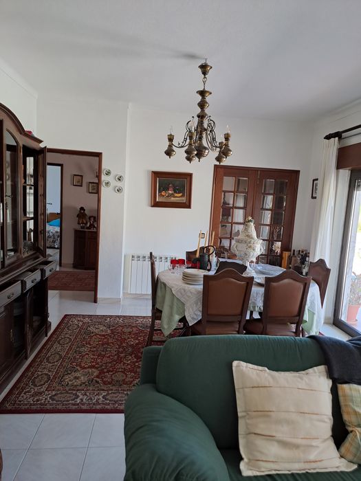 Venda de recheio de moradia