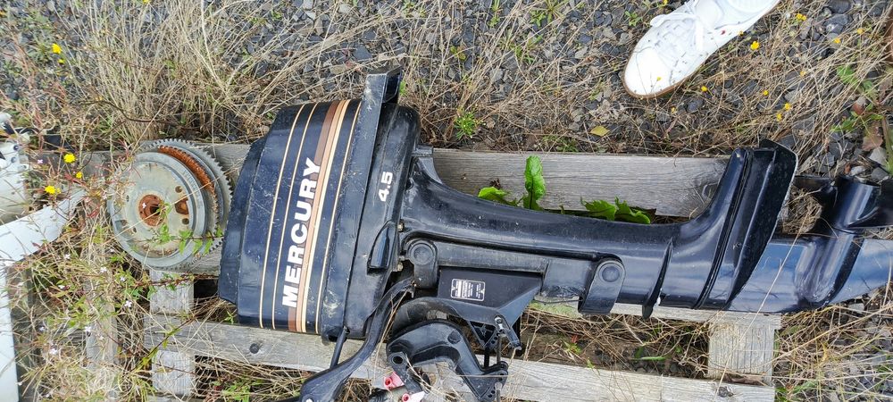 Silnik zaburtowy Mercury 4.5KM rumpel