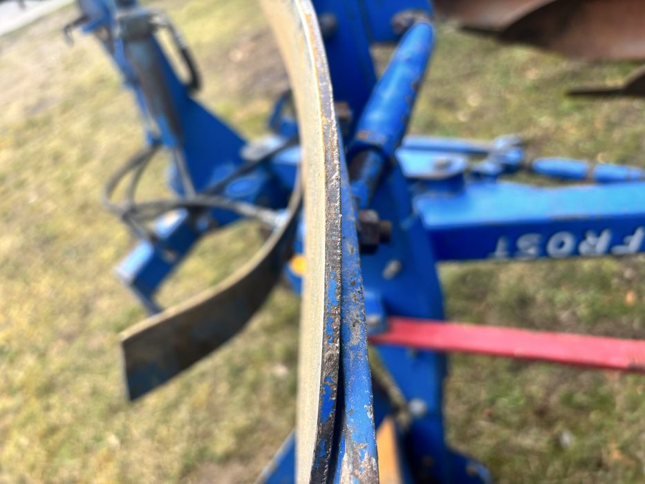 Pług 3 skibowy obrotowy Frost Mosel ścinacze kólko