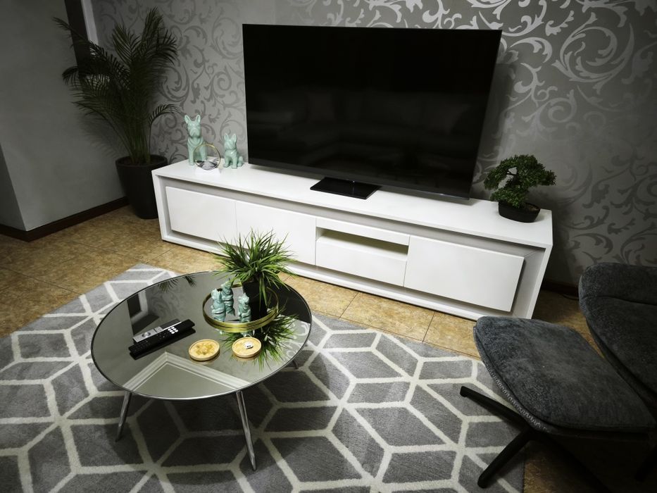 Vendo sala de jantar + móvel TV + mesa de centro