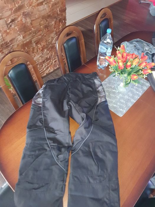 Sprzedam kurtke i spodnie na quada