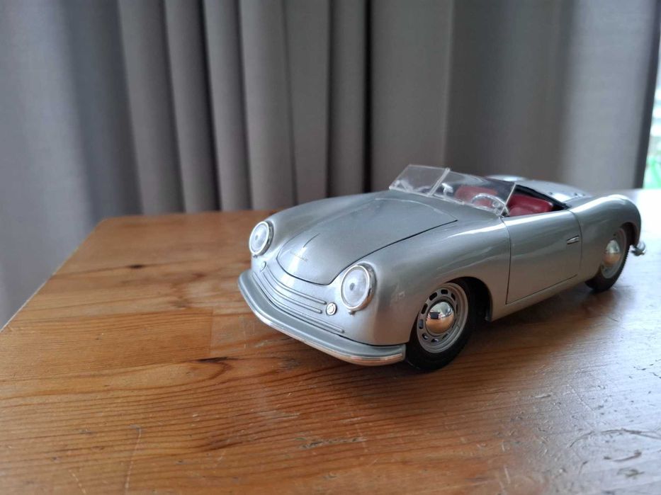 Porsche No. 1 Typ 356 Roadster 1/18 Maisto – Stan Idealny