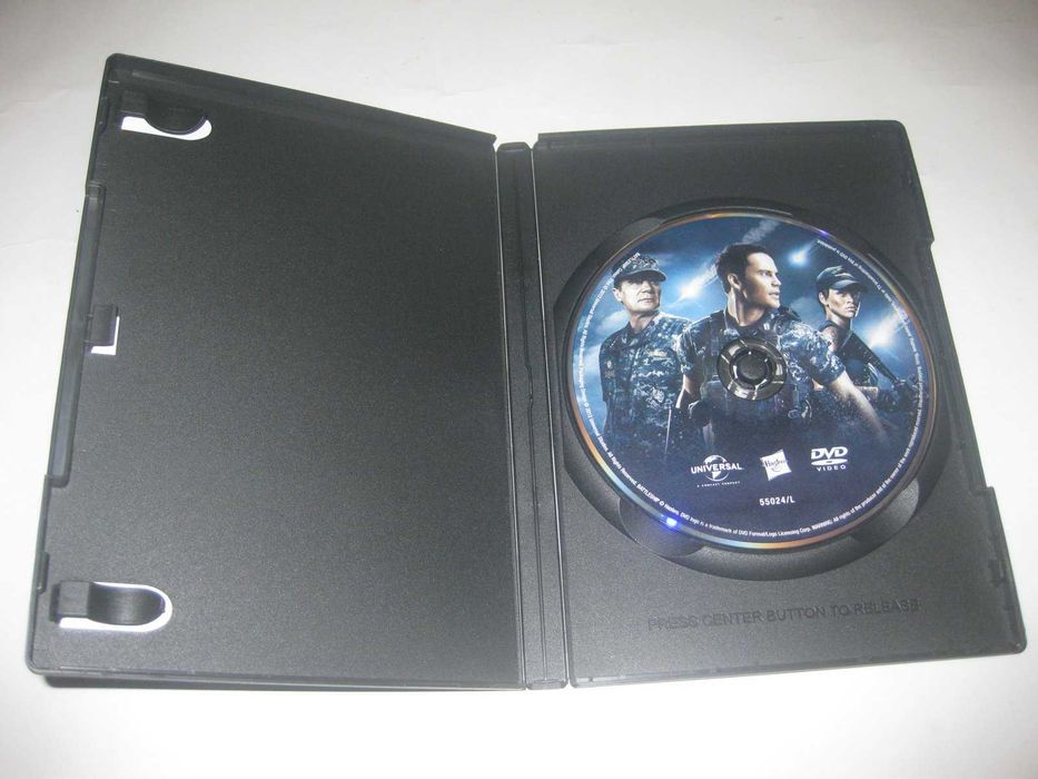 DVD "Battleship - Batalha Naval" com Liam Neeson