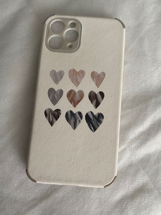 Чохли в дуже хорошому стані на iPhone 11pro