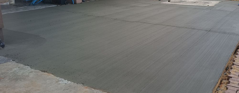 Posadzki przemysłowe gładkie/szczotkowane