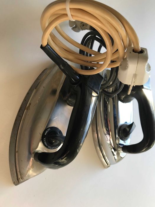 Ferros de Engomar Antigos