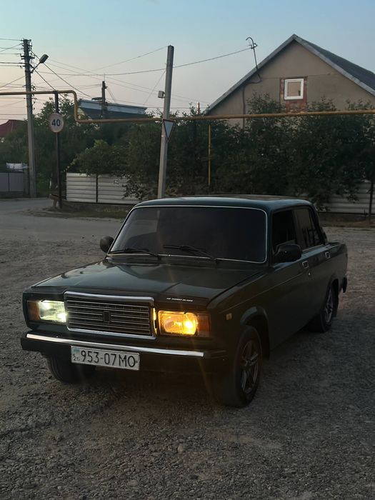 Продам машину на повному ходу