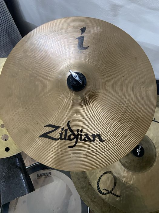 Pratos  em perfeitas condições