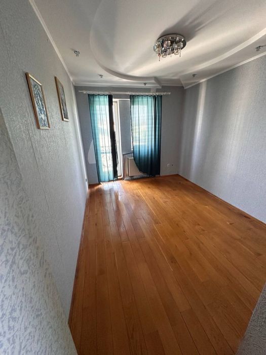 Продається 1/4 частина будинку, 266 м², біля Озерянки