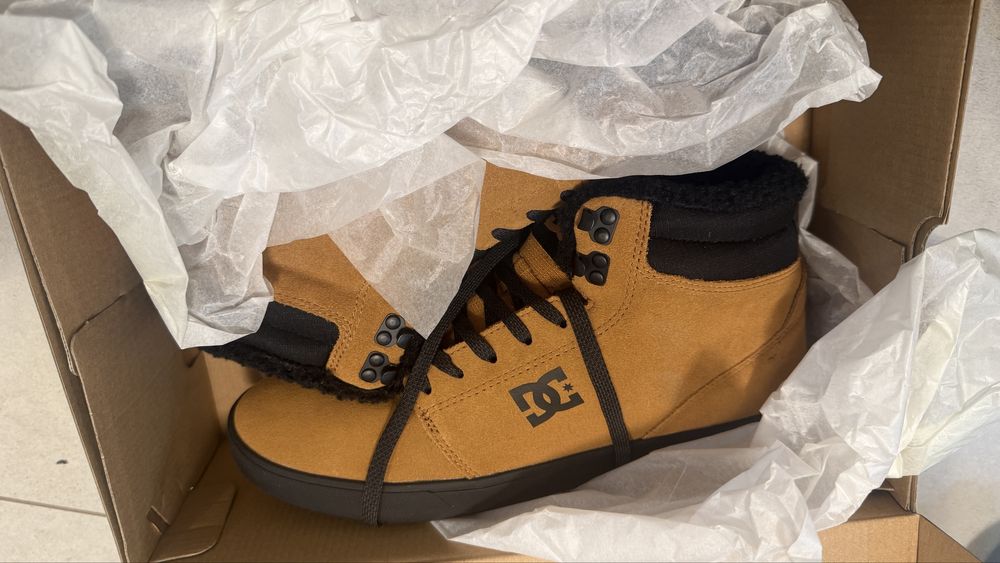 Nowe bury zimowe DC Shoes Crisis 2 Hi Wnt (ADYS100700-WEA) - roz.45