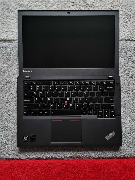 LENOVO ThinkPad X240, i54300vPro/8GB/256SSD/HD IPS .