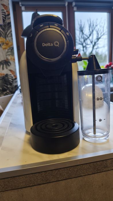 Ekspress kapsułkowy DeltaQ QOOL