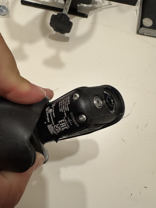 Klamkomanetka sram force axs d1 lewa