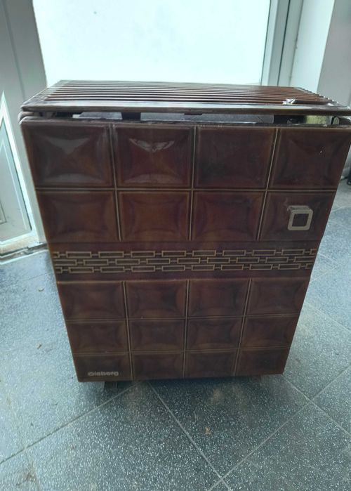 Piec , kominek , 4,7 KW