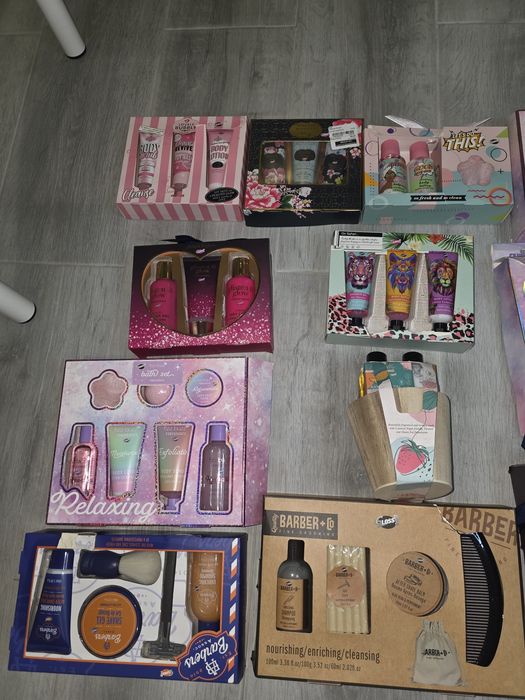 Lote 12 Conjuntos Cosmética Novos | Homem e Mulher