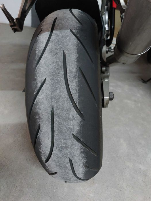 Yamaha yzf r6 2002 só para vender e valor fixo.