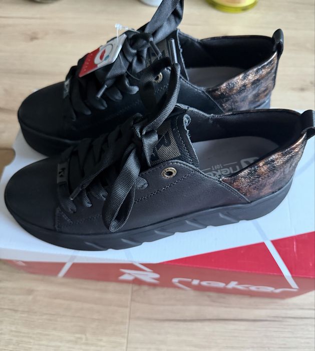 Sneakersy reiker