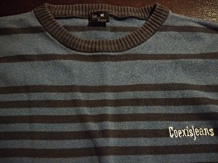sweter w niebiesko-granatowe pasy - rozmiar m