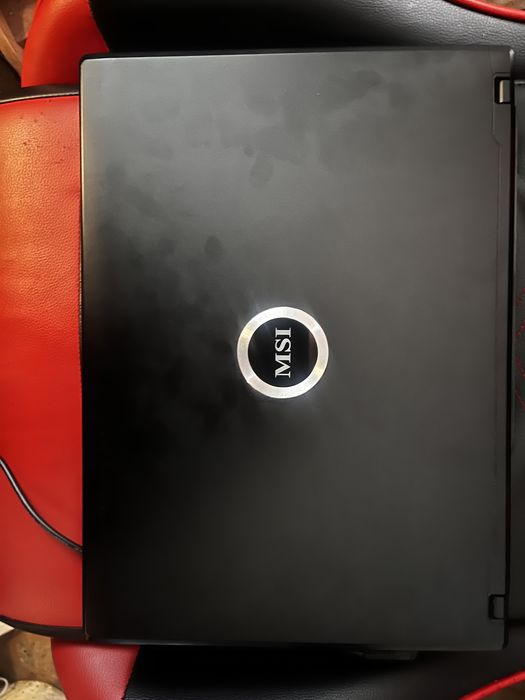 Ноутбук MSI EX600