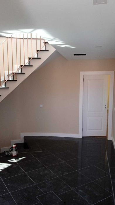 Pintura de Interior e Exterior - Transforme o Seu Espaço!