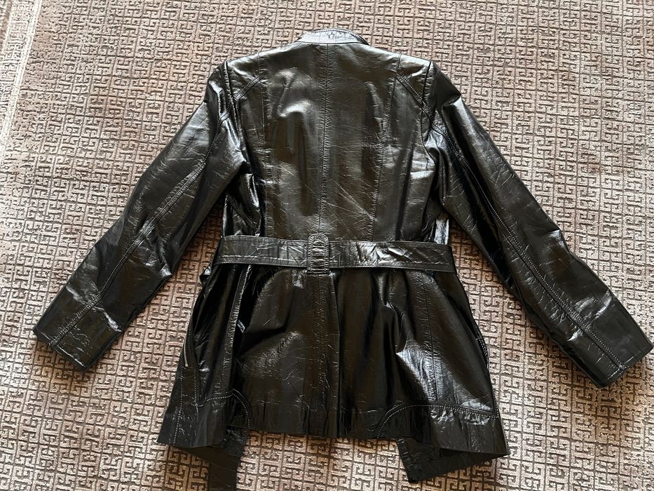 Куртка шкіряна лак