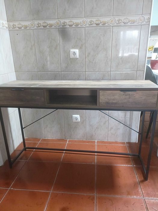 Mesa Cómoda como NOVA