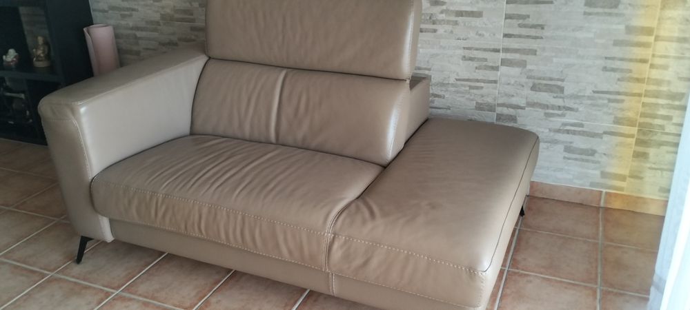 Sofá em pele natural