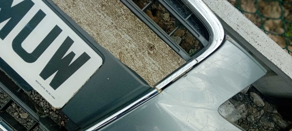 Audi-a4-b8-zderzak-przod-przedni-ly7g