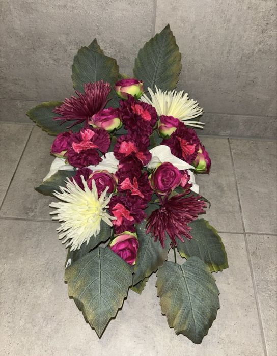 Stroiki - Kompozycje nagrobne - Bukiety Kwiaty