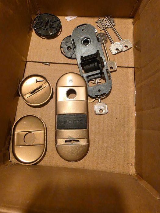 Fechadura de porta DIERRE